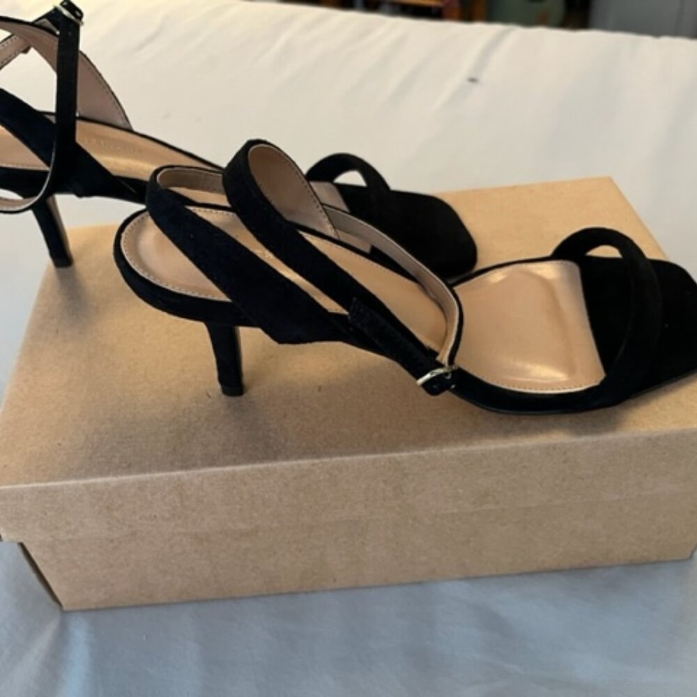 By Anthropologie Square-Toe Ankle-Strap Black Heels Size 39 - Picture 3 of 6